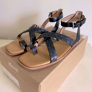 NEW IN BOX Madewell whipstitch sandals in black leather. Size 7.5
